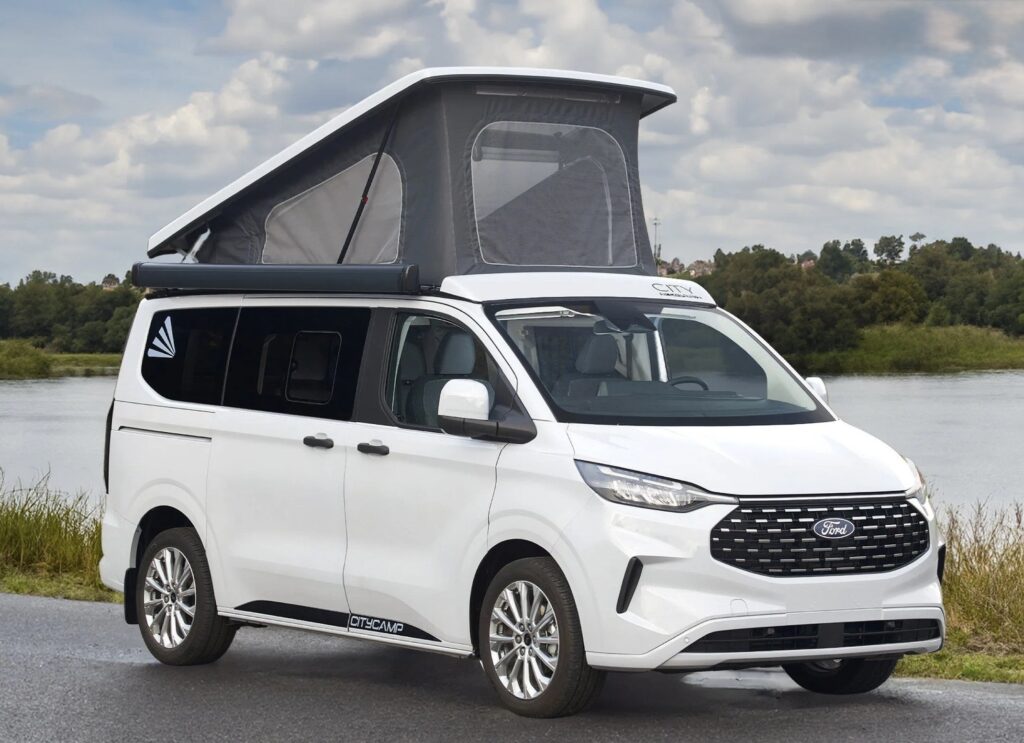 le van Camperève City Camp sur nouveau porteur Ford disponible à la location chez Camp'n dream