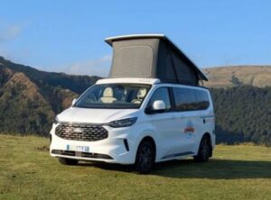 Voyagez avec Camp'n Dream à bord de notre nouveau van Ford Campereve city camp pour un séjour inoubliable